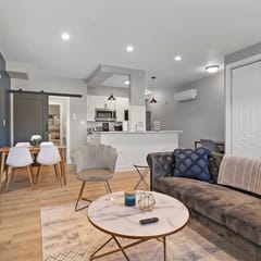 Elegant 1BR | Perfect Location, King Bed, Desk