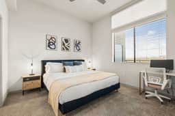 1BR Tempe Haven | King Bed, Pool, Hot Tub, Gym - Image 3