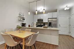 2BR Downtown Elmhurst | Pool, Gym, Kings, Garage - Image 4