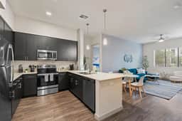Luxury 2BR: King Beds, Pool | Near DT Tempe & ASU - Image 4