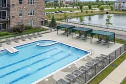 Naperville Family Fun! Pool, Pickleball, Kids Room - Image 2
