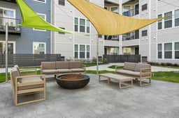 Naperville Getaway | 1BR w/ Pool, Gym & More! - Image 5