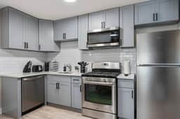 Stylish 1BR | A+ Location, Parking, Laundry - Image 2