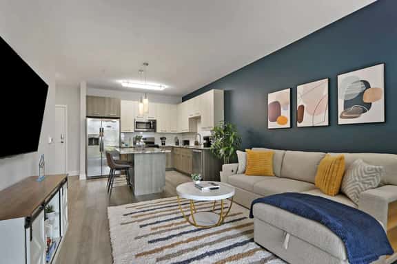 Naperville Getaway | 1BR w/ Pool, Gym & More! - Image 1