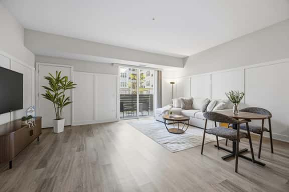 Resort-Style 1BR Getaway | Pool, Sauna, Pickleball - Image 1