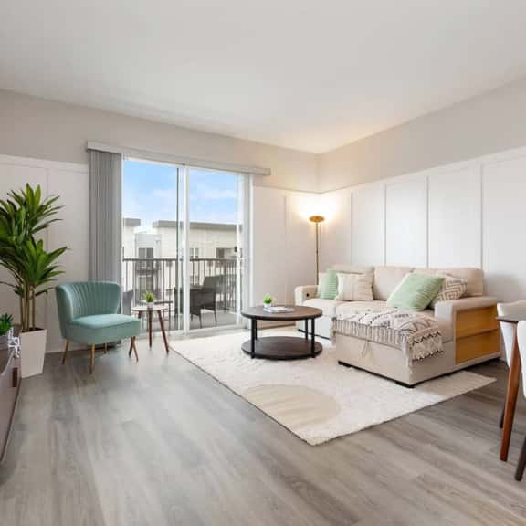 Bright 2BR Escape | Pool, Pickleball & Playroom - Image 1