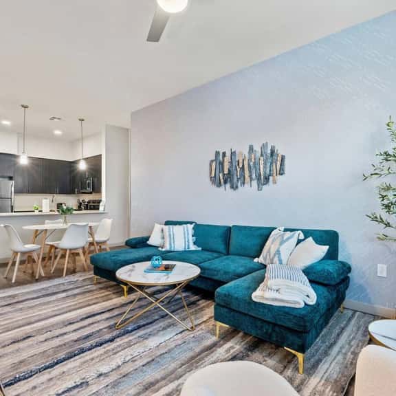 Luxury 2BR: King Beds, Pool | Near DT Tempe & ASU - Image 1