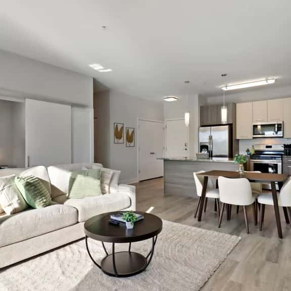 Luxury 2BR Escape | Pool, Pickleball, Sauna - Image 1