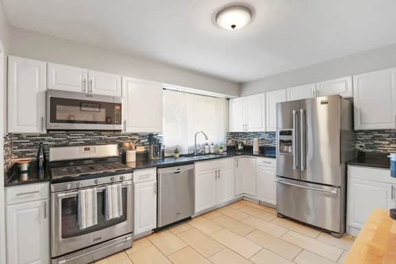 Charming 3BR | Game Room, Coffee Bar, Perf Locatn! - Image 5