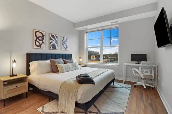 Chicago Burbs Gem | Garage, King Beds, Gym, Pool! - Image 3