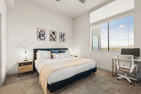Luxury Tempe 1BR | Pool, Hot Tub, Gym, King Bed - Image 3
