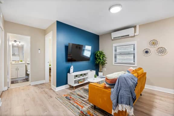 Stylish 1BR | A+ Location, Parking, Laundry - Image 5