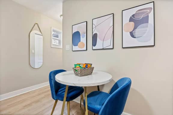 Stylish 1BR | A+ Location, Parking, Laundry - Image 4