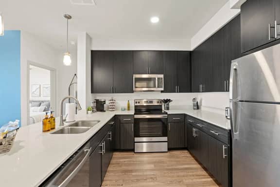 Tempe Oasis | King Beds, Pool, Gym, DT Tempe & ASU - Image 4
