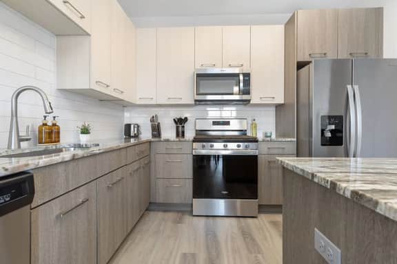 Resort-Style 2BR Gateway | Sauna, Pool, BBQ, Gym - Image 4