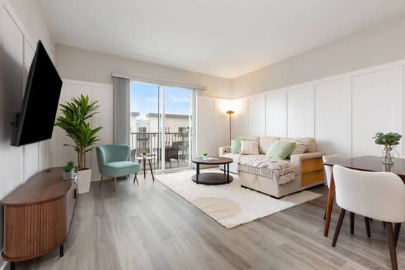 Bright 2BR Escape | Pool, Pickleball & Playroom - Image 1