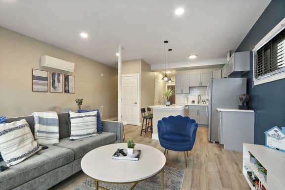 Stylish 2BR | A+ Location, Parking, Laundry, Desk - Image 1