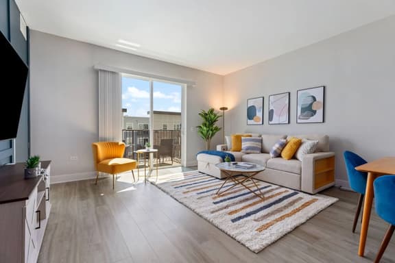 Stylish 2BR | Pool, Pickleball, Gym, Playroom! - Image 1