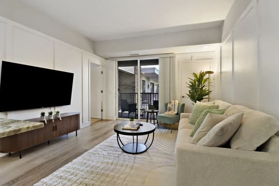 Cozy 2BR Getaway | Gym, Sauna, Free Parking - Image 1